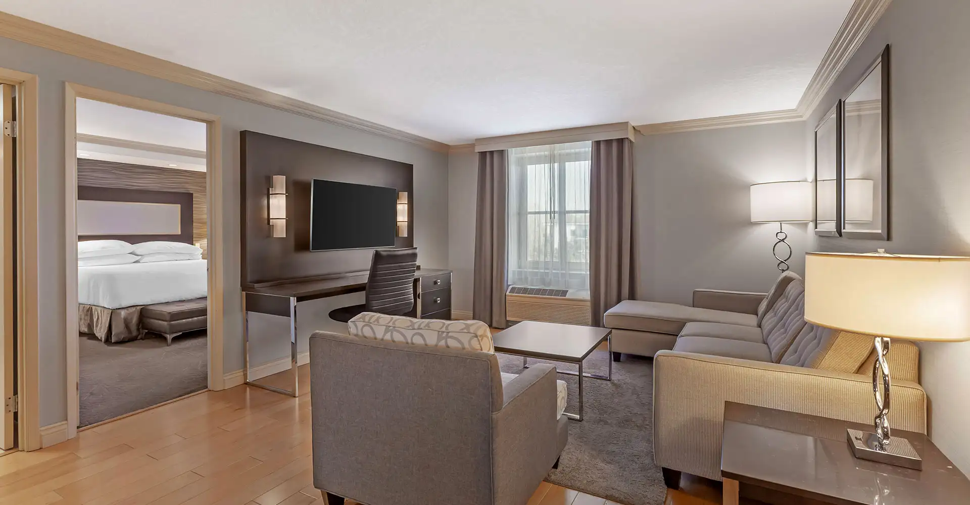 King Deluxe Suite
