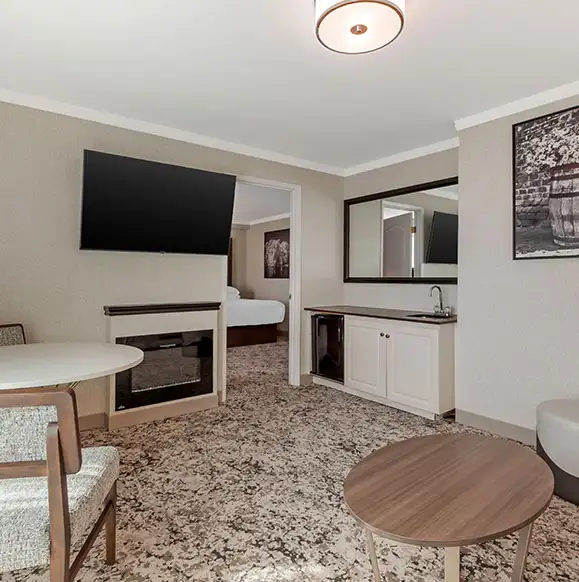 Twin Queen Suite